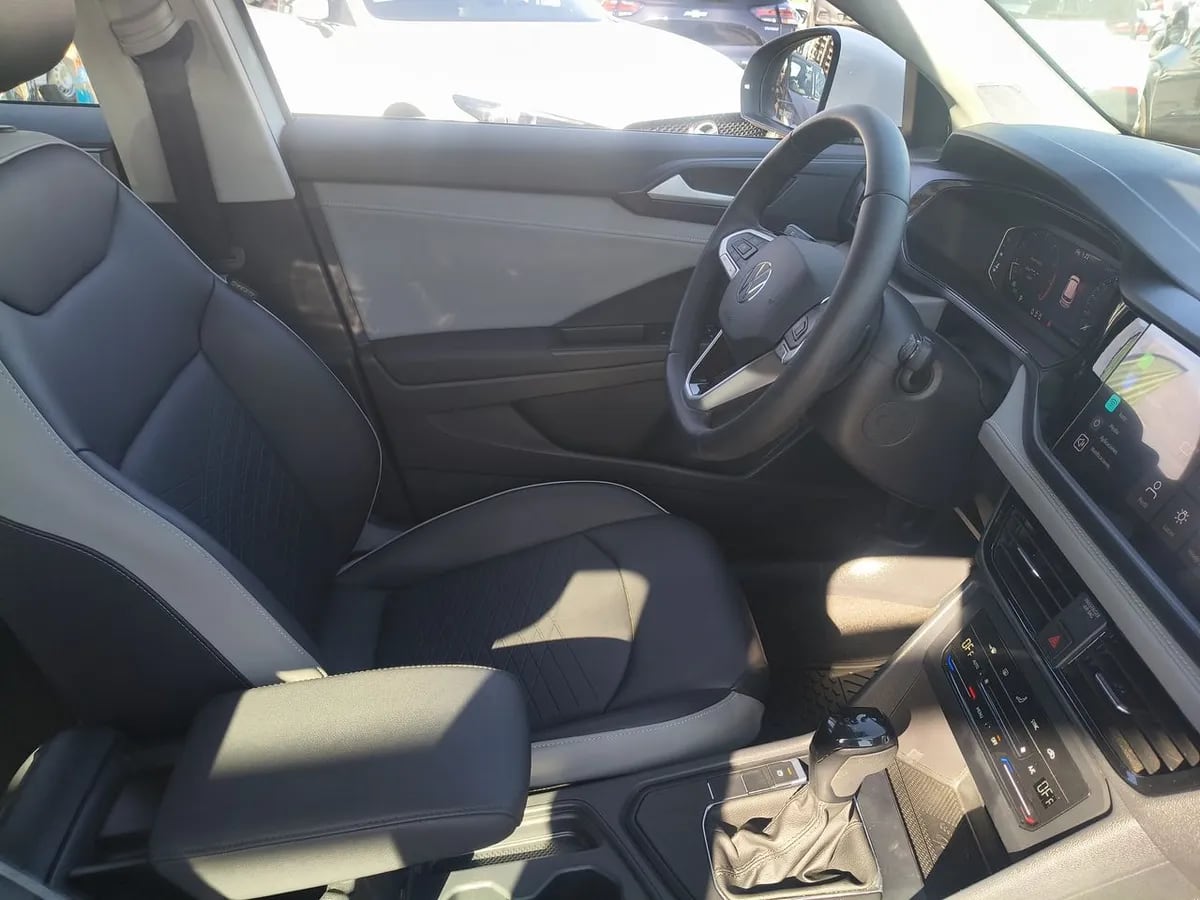 Volkswagen Taos 1.4 Tsi Comfortline 4x2 At 5p año 2026