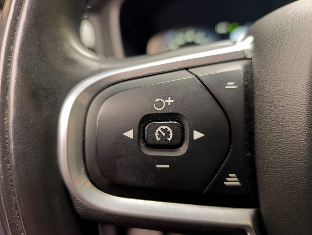 Volvo Xc60 T5 Awd Momentum año 2018