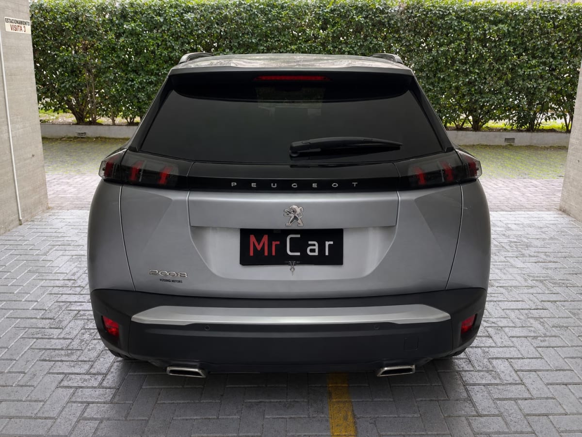 Peugeot 2008 Allure Puretech año 2021