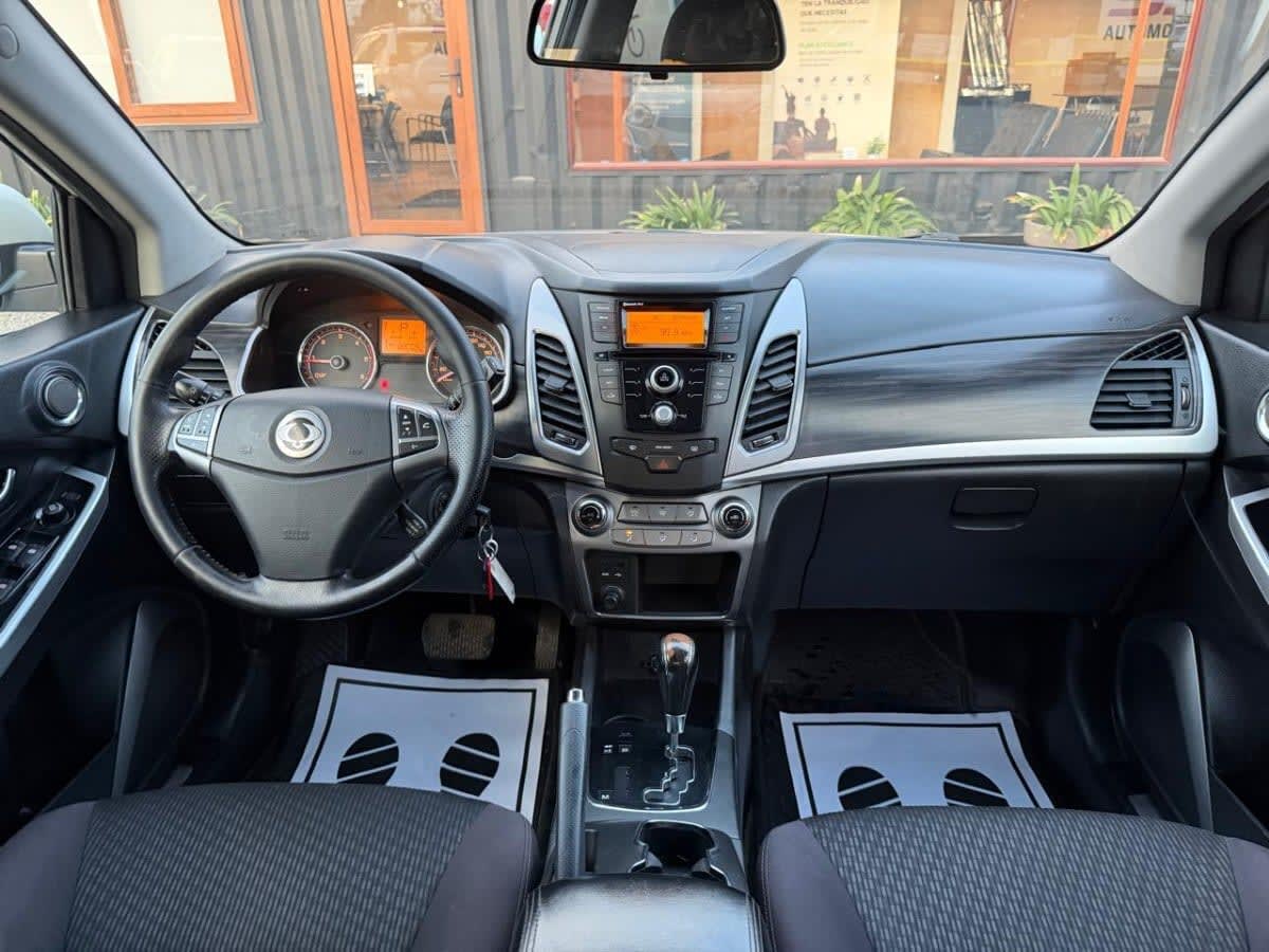 Ssangyong Korando Korando 2.0 Tdi At año 2014