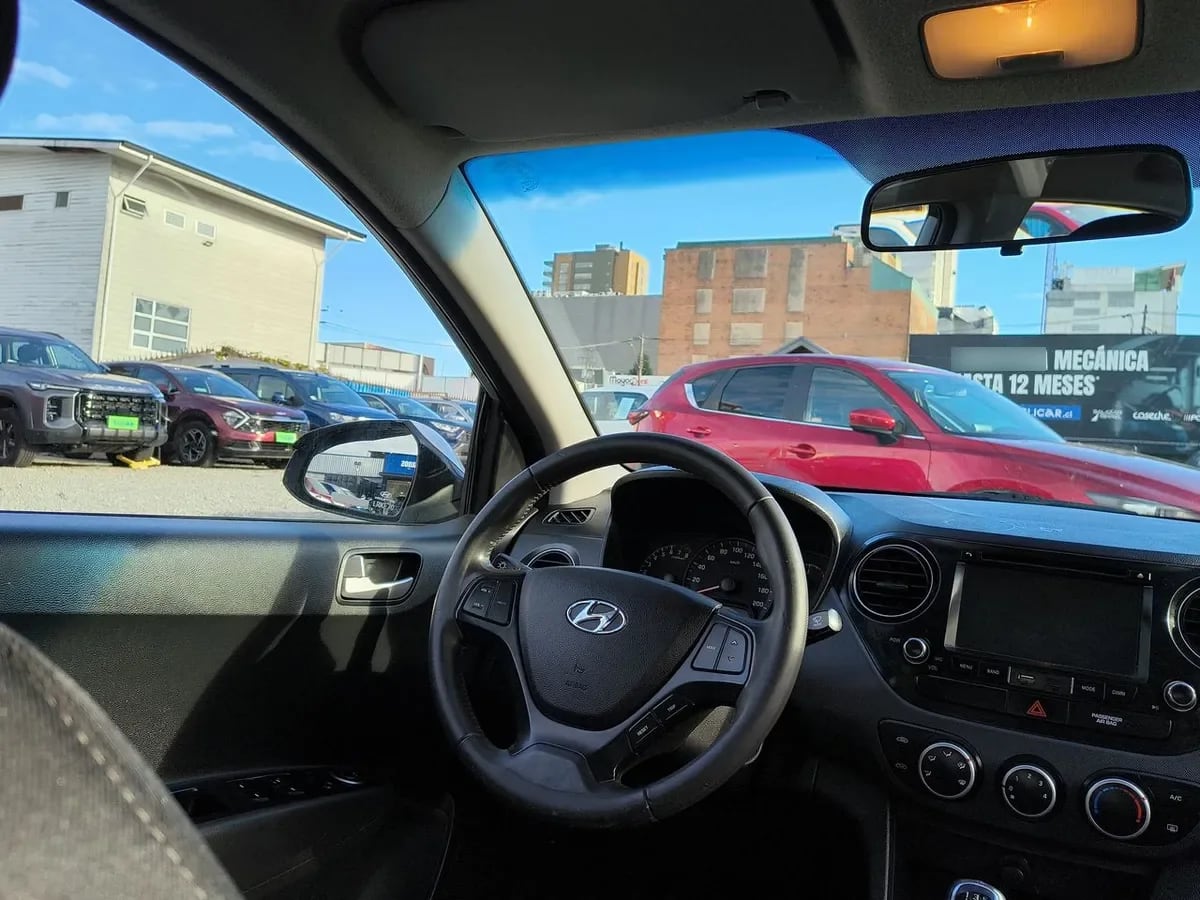 Hyundai Grand I10 1.2l Gls Full 4x2 Abs Ac 2ab 5mt 4p año 2019