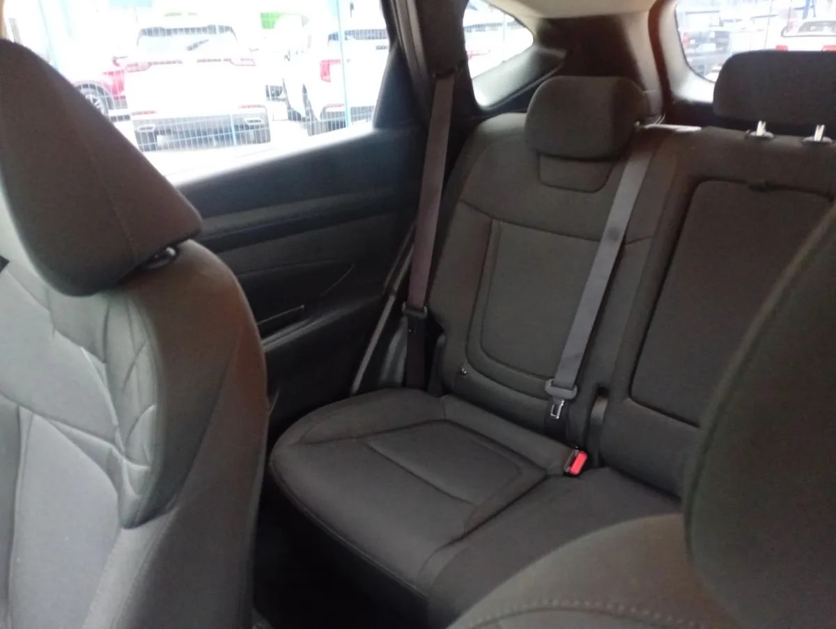 Hyundai Tucson 2.0 Nx4 Plus Fl Diesel 4wd At 5p año 2025