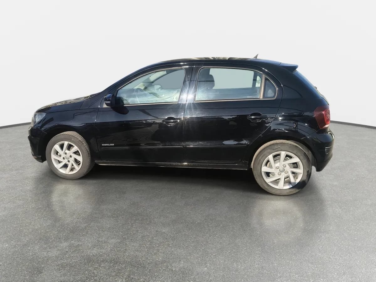 Volkswagen Gol 1.6 Highline 4x2 Mt 5p año 2021