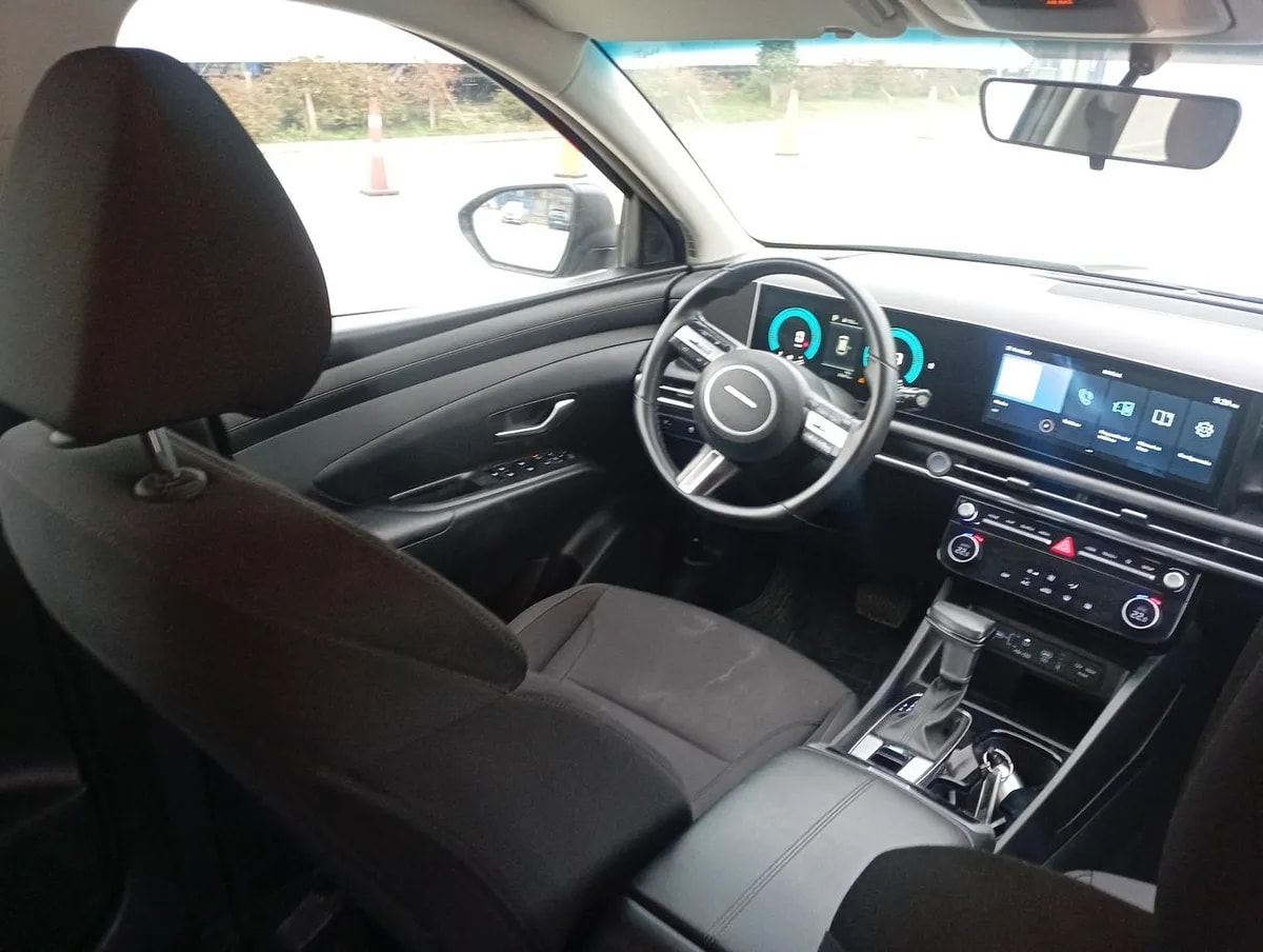 Hyundai Tucson 2.0 Nx4 Plus Fl Diesel 4wd At 5p año 2025