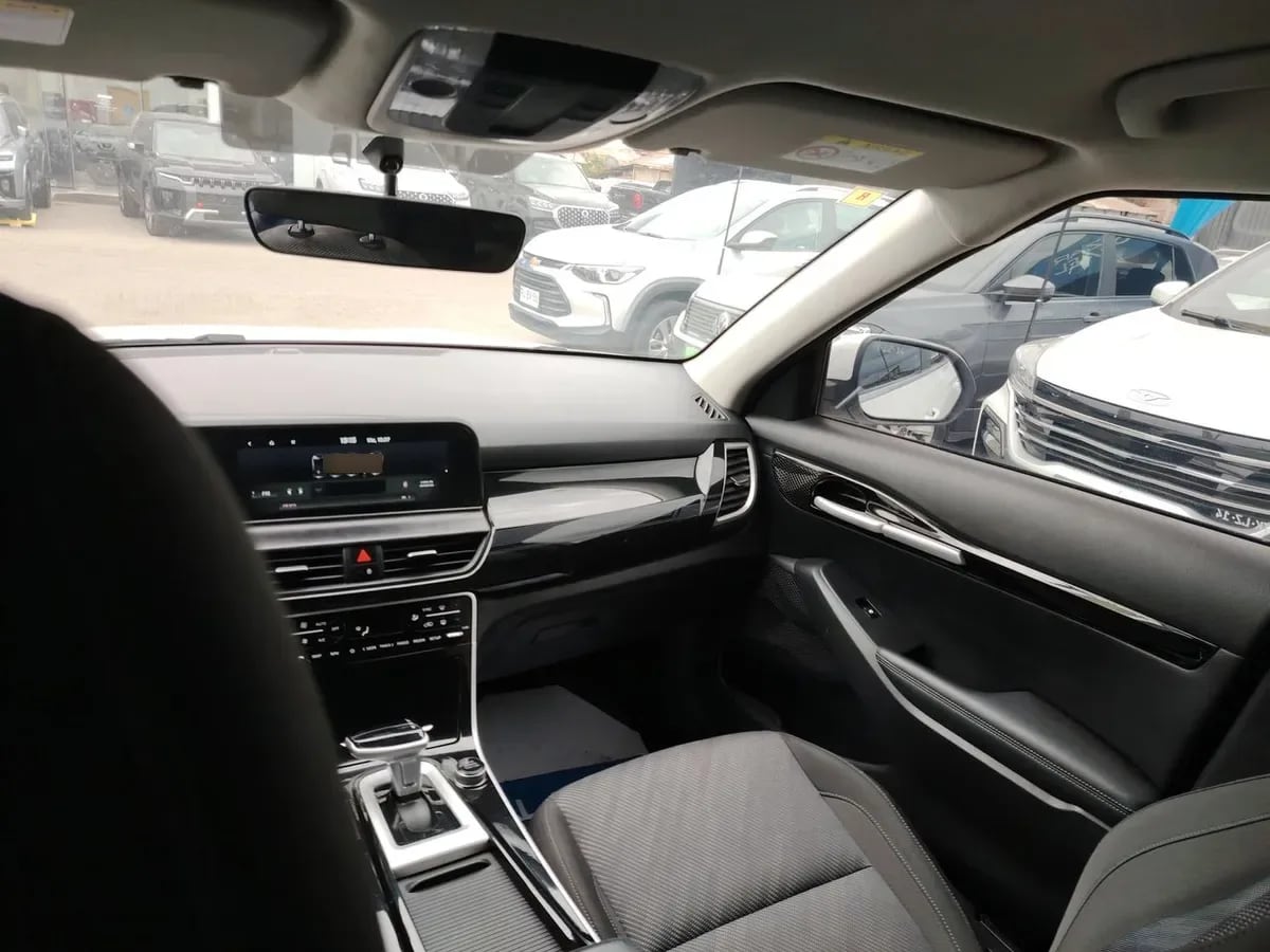 Kia Seltos 1.4t Gdi Ex 7dct At 5p año 2024