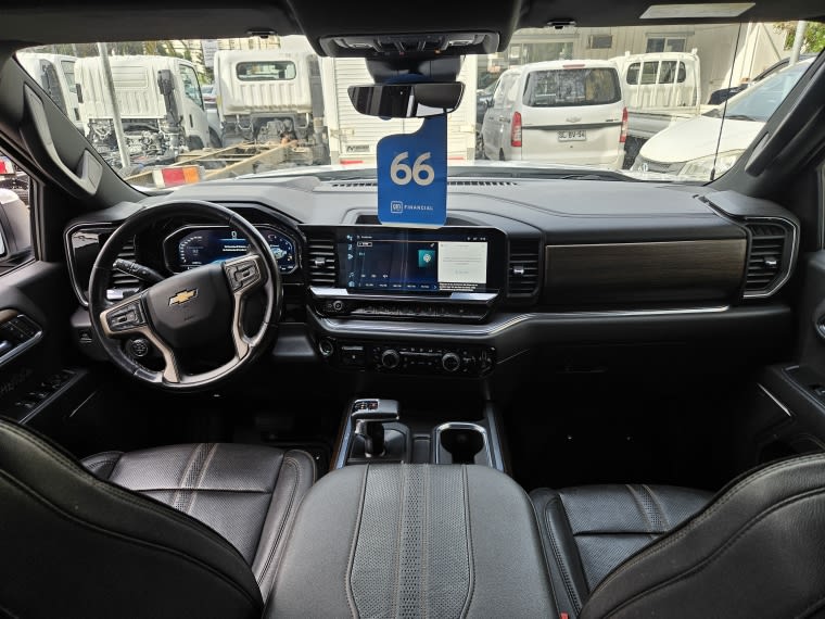 Chevrolet Silverado 3.0 Td High Country At 4x4 Diesel año 2023