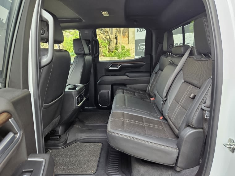 Chevrolet Silverado 3.0 Td High Country At 4x4 Diesel año 2023
