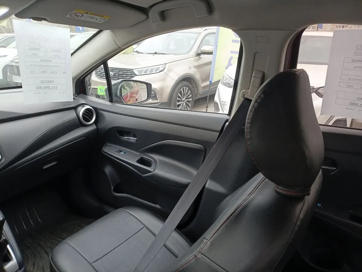 Nissan Versa 1.6 Sense 4x2 Radio Touch Mt 4p año 2023