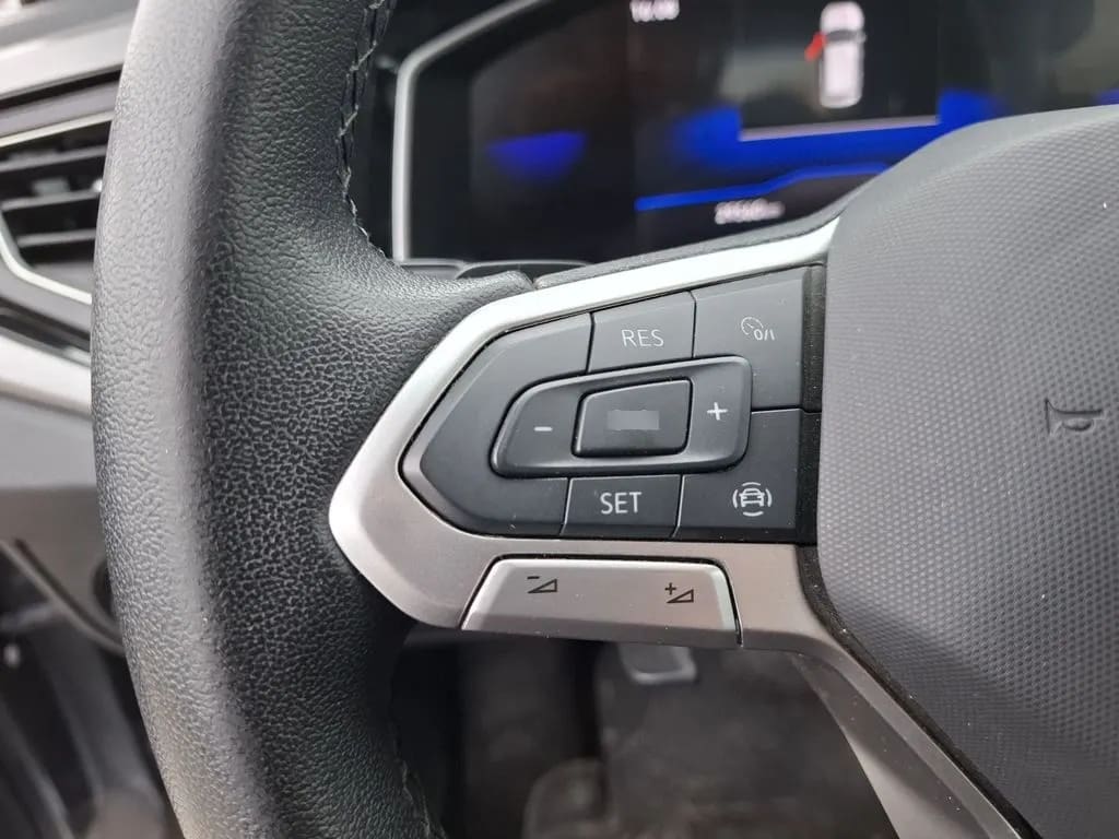 Volkswagen Nivus 1.0 Tsi Comfortline Mt año 2025