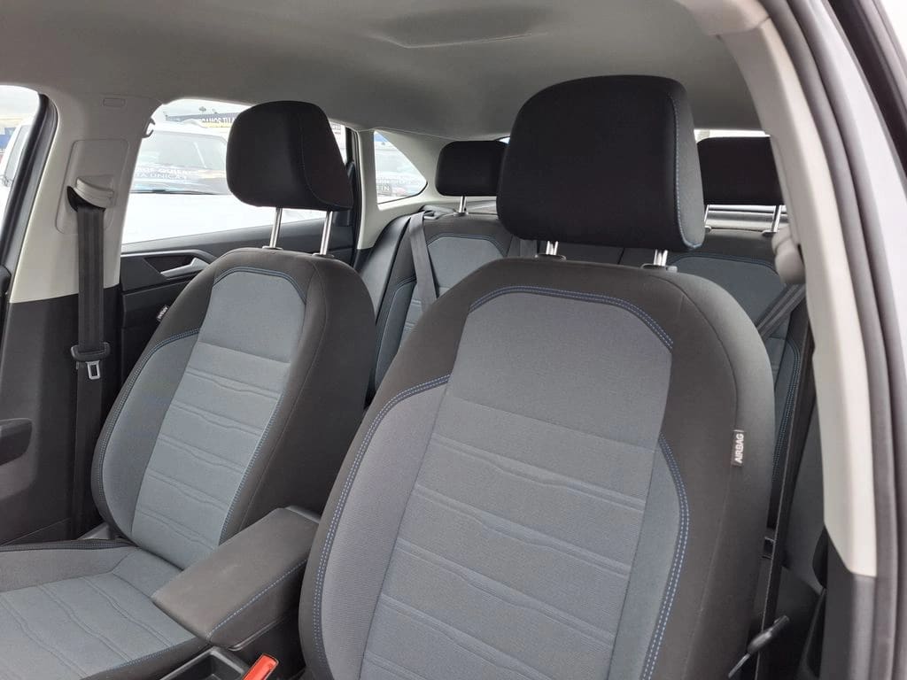 Volkswagen Nivus 1.0 Tsi Comfortline Mt año 2025