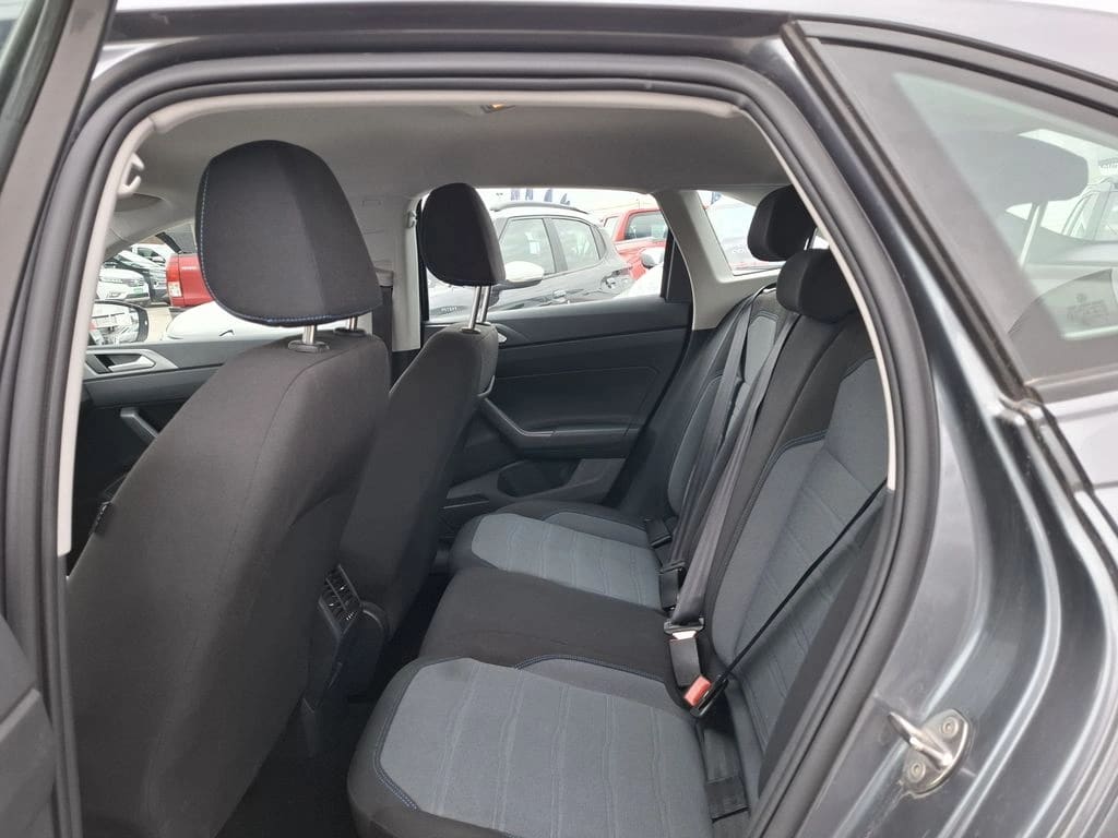 Volkswagen Nivus 1.0 Tsi Comfortline Mt año 2025