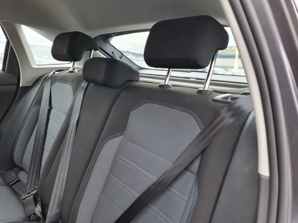 Volkswagen Nivus 1.0 Tsi Comfortline Mt año 2025