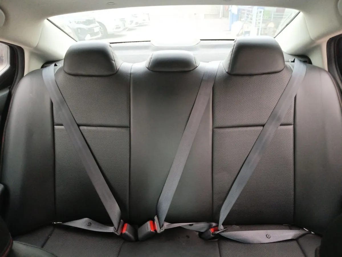 Nissan Versa 1.6 Sense 4x2 Radio Touch Mt 4p año 2023