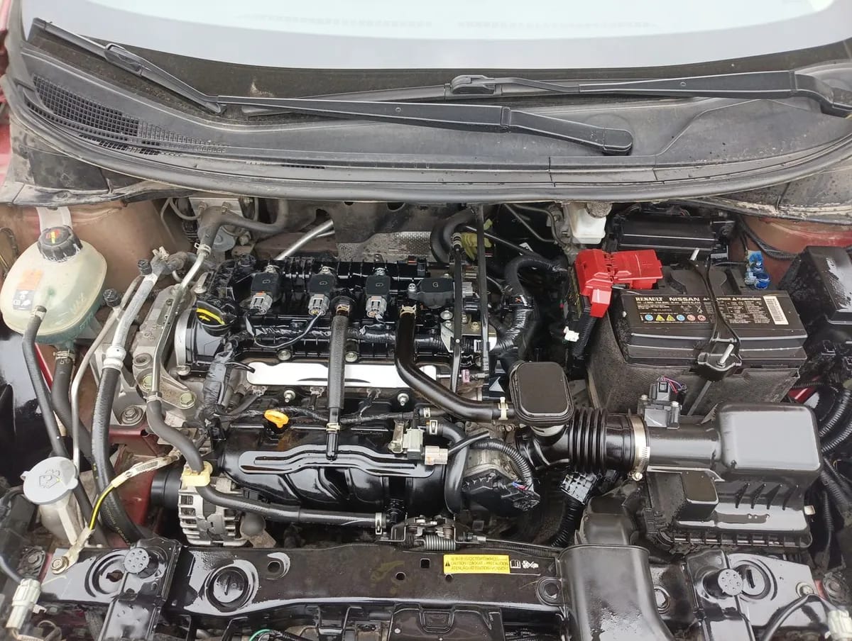 Nissan Versa 1.6 Sense 4x2 Radio Touch Mt 4p año 2023