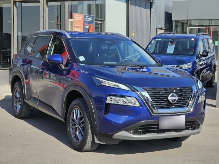 Nissan X-Trail 2.5 Sense 3row At año 2024