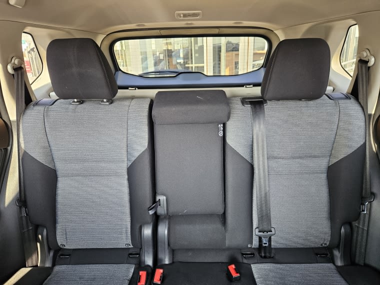 Nissan X-Trail 2.5 Sense 3row At año 2024