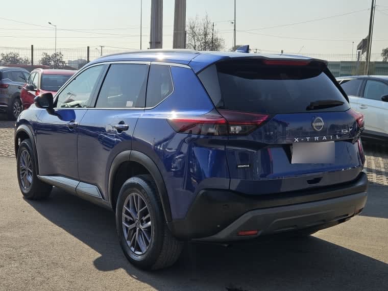 Nissan X-Trail 2.5 Sense 3row At año 2024