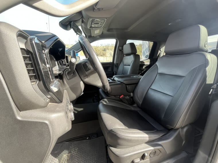 Chevrolet Silverado Tb 4wd 5.3 año 2023