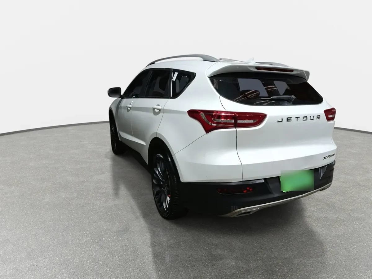 Jetour X70 1.5t Gls 4x2 Mt 5p año 2022