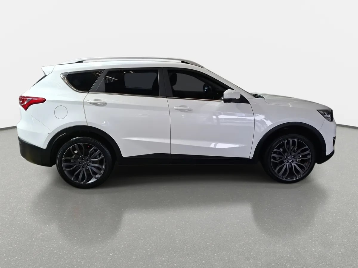 Jetour X70 1.5t Gls 4x2 Mt 5p año 2022