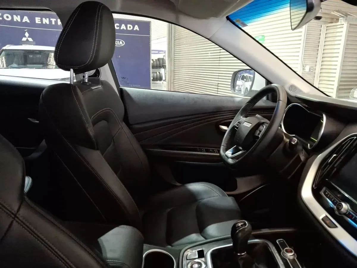 Jetour X70 1.5t Gls 4x2 Mt 5p año 2022