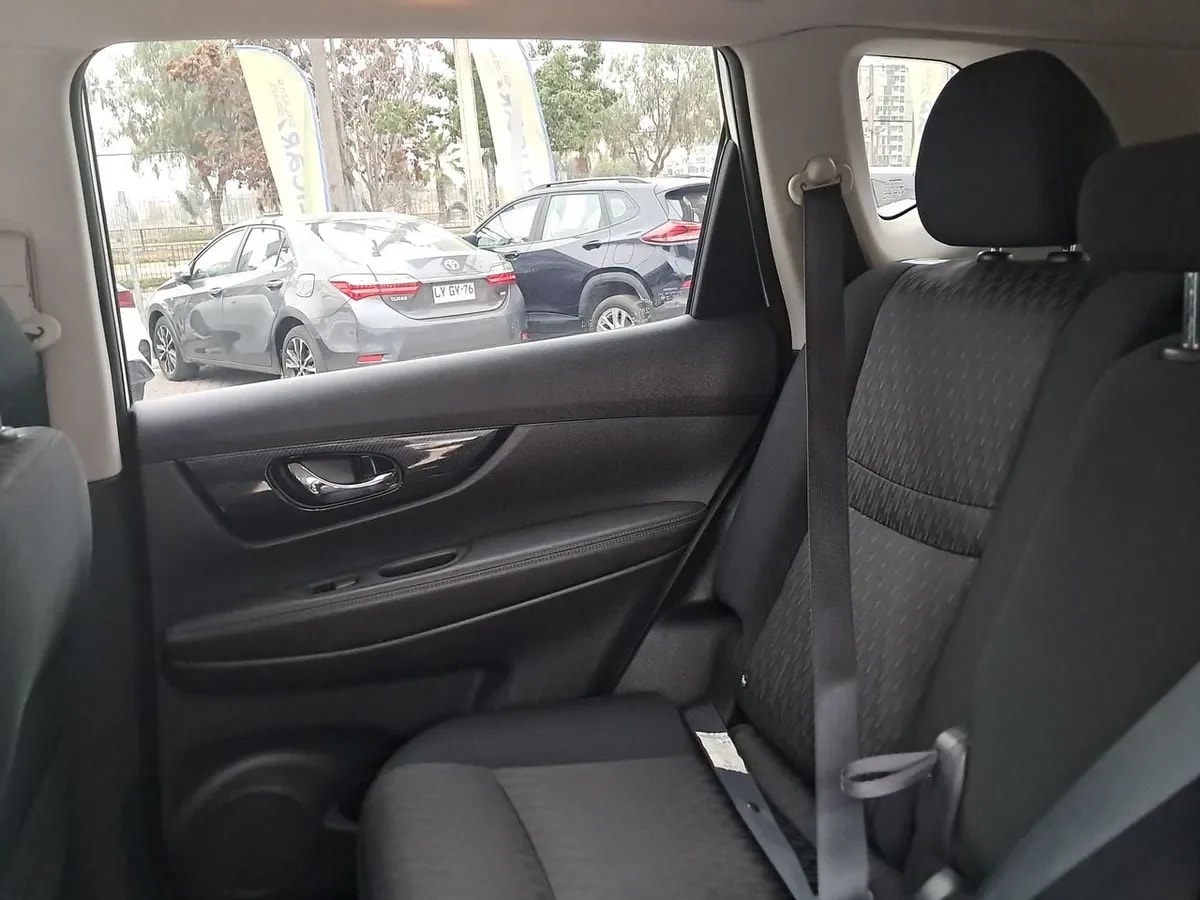 Nissan X-Trail 2.5 Advance Mc 4x2 Cvt At 5p año 2022