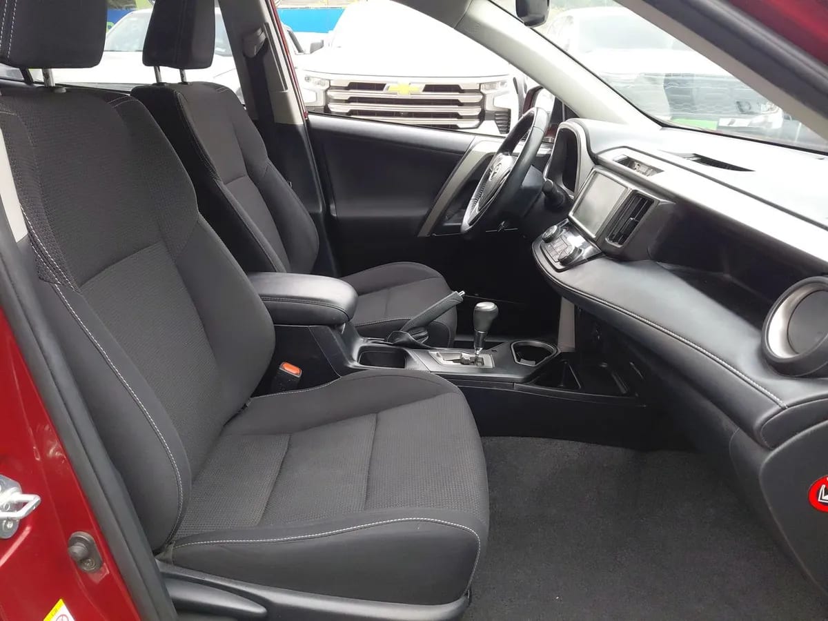 Toyota Rav 4 2.0 4x2 Super Lujo Cvt At 5p año 2019