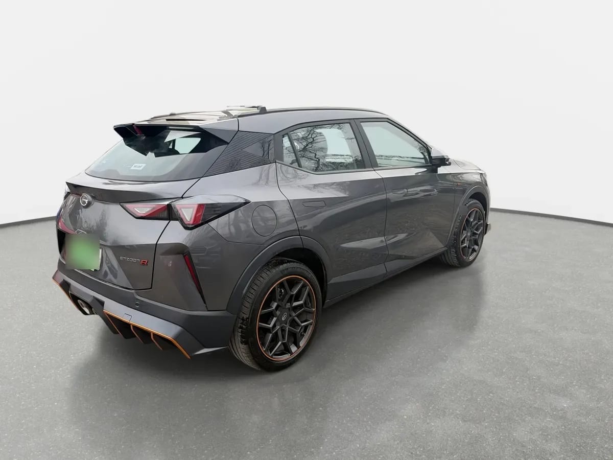GAC Emzoom 1.5t Gl R-Style 4x2 At 5p año 2025