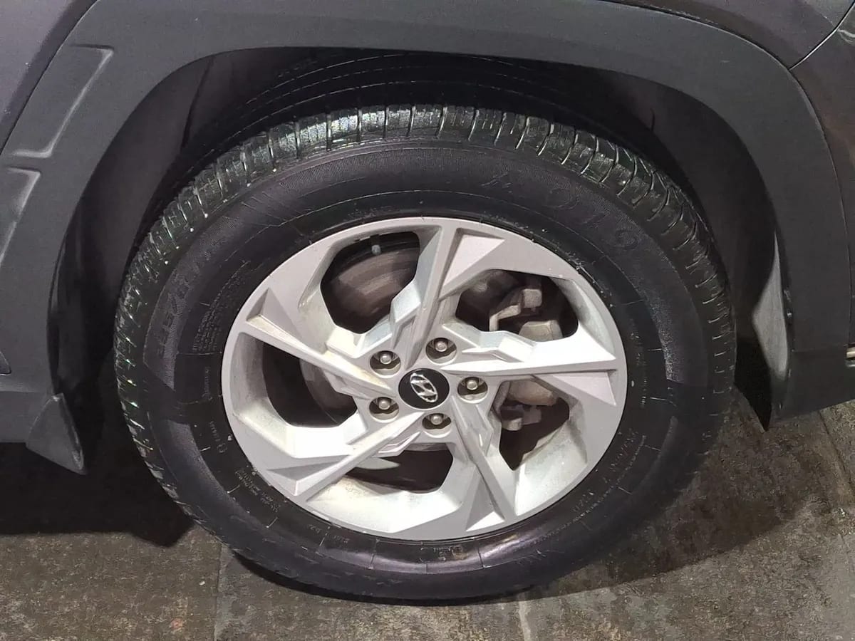 Hyundai Tucson 1.6 Nx4 Plus 4x2 At 5p año 2022