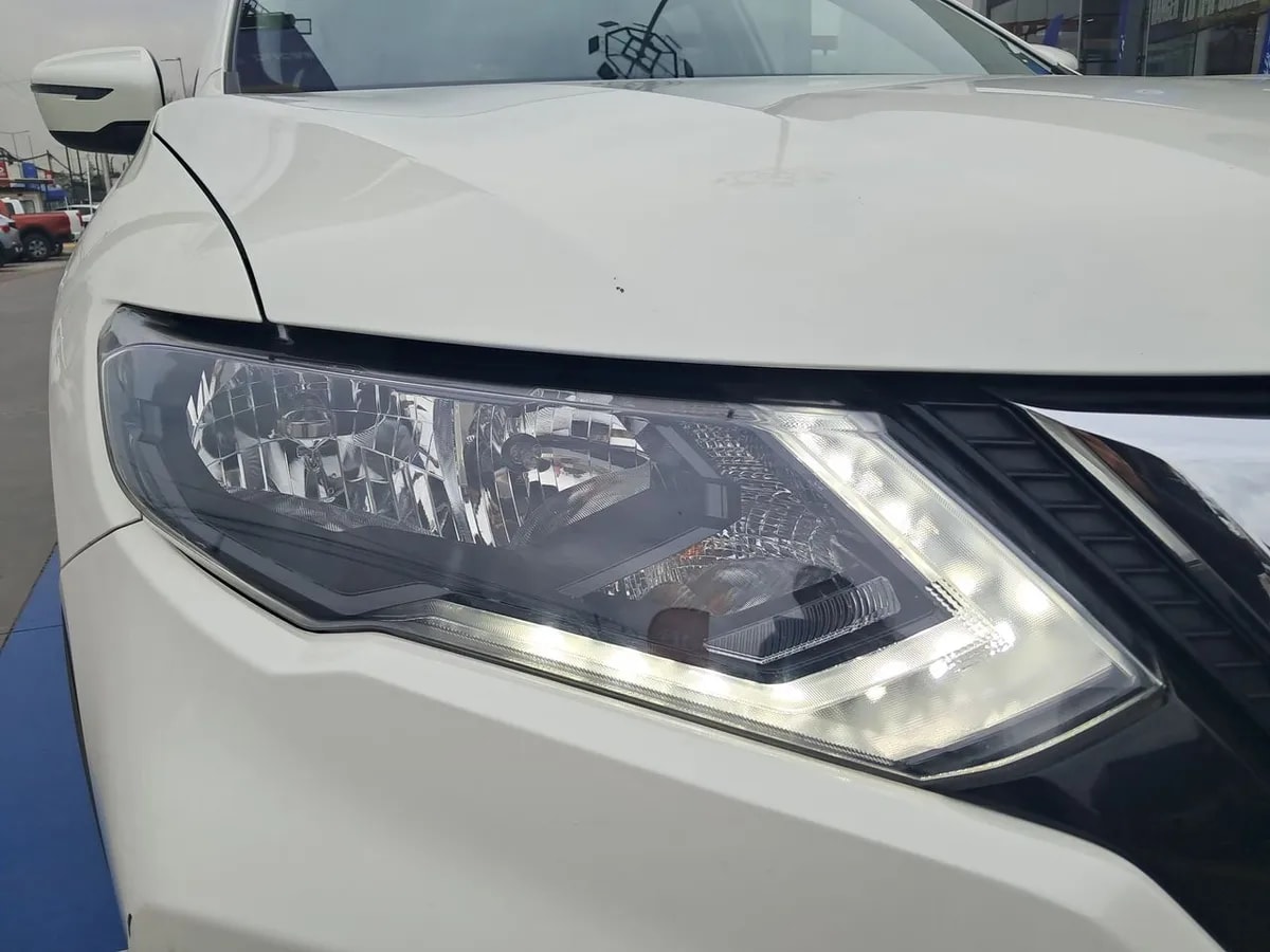 Nissan X-Trail 2.5 Advance Mc 4x2 Cvt At 5p año 2022