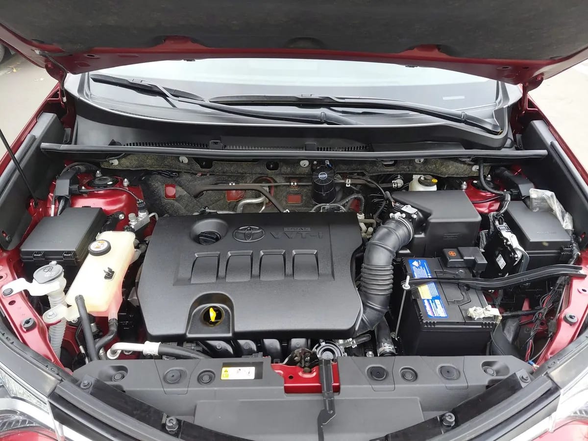 Toyota Rav 4 2.0 4x2 Super Lujo Cvt At 5p año 2019
