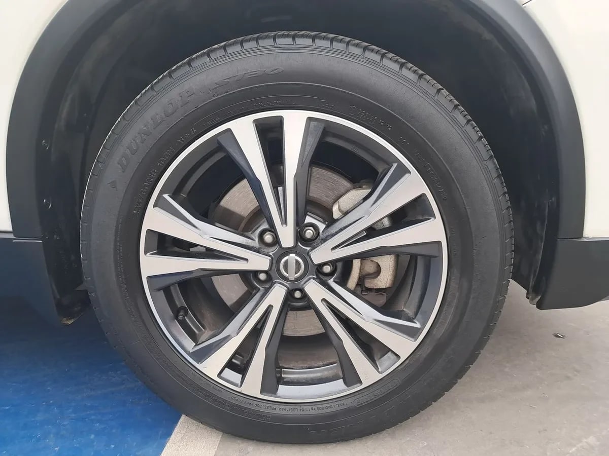 Nissan X-Trail 2.5 Advance Mc 4x2 Cvt At 5p año 2022