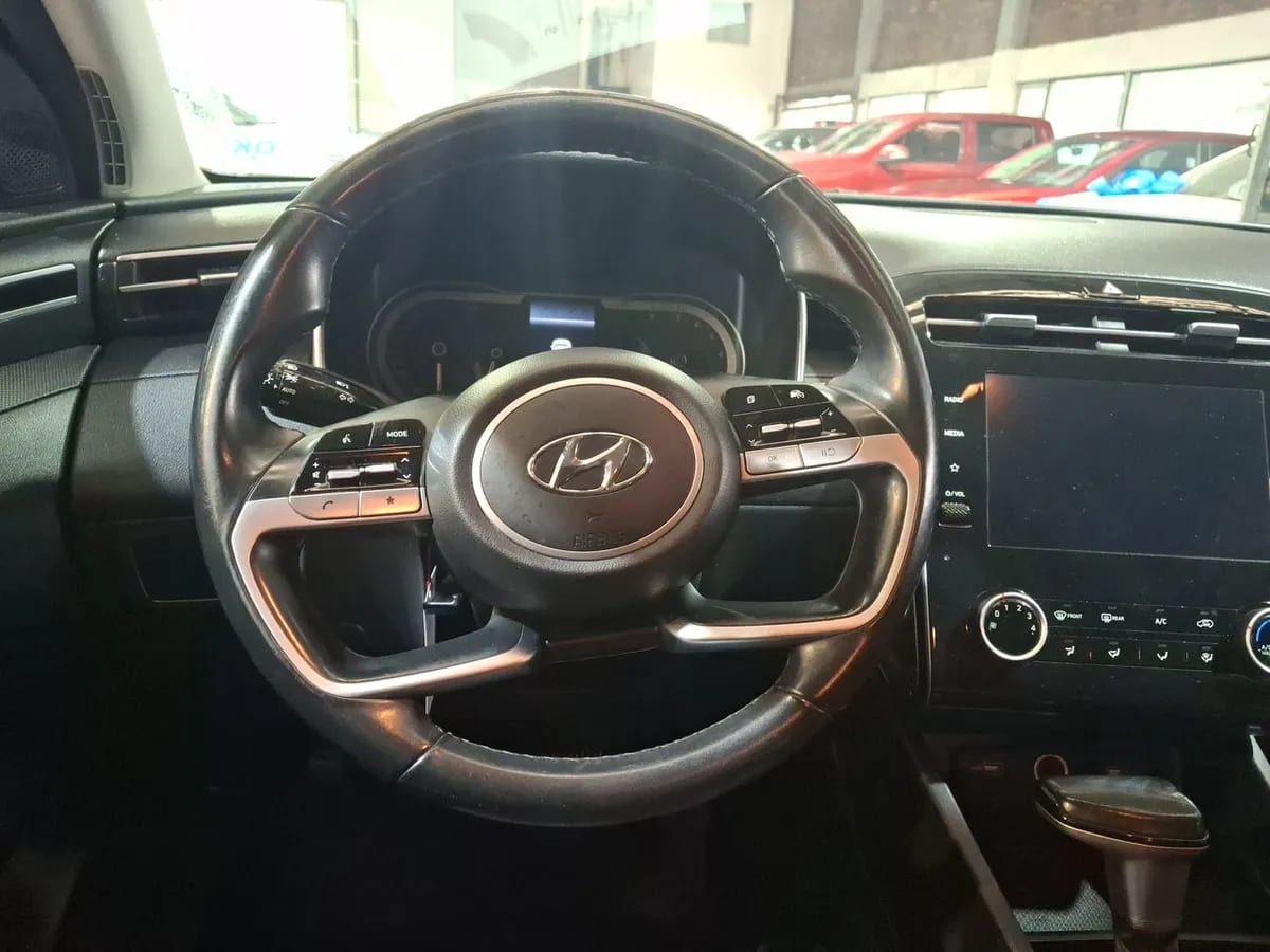 Hyundai Tucson 1.6 Nx4 Plus 4x2 At 5p año 2022