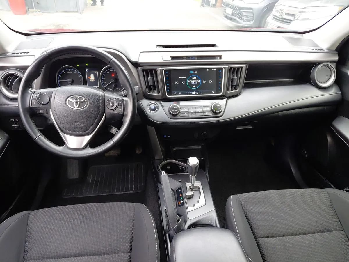 Toyota Rav 4 2.0 4x2 Super Lujo Cvt At 5p año 2019