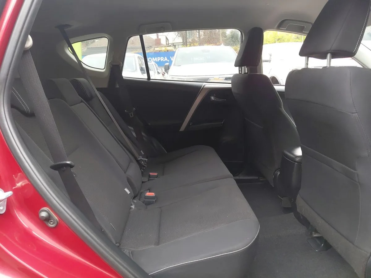Toyota Rav 4 2.0 4x2 Super Lujo Cvt At 5p año 2019