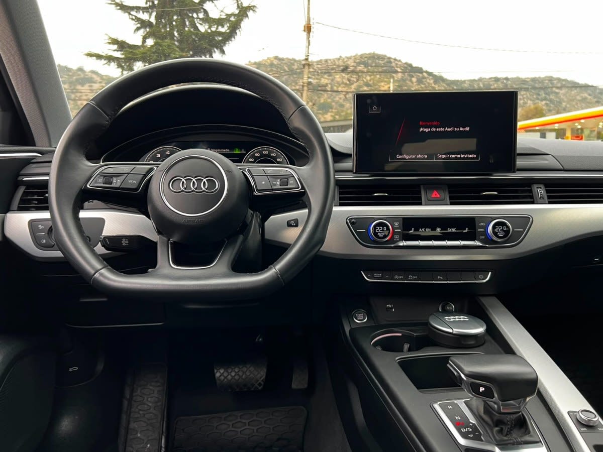 Audi A4 40 Tfsi 2.0t S Line año 2022