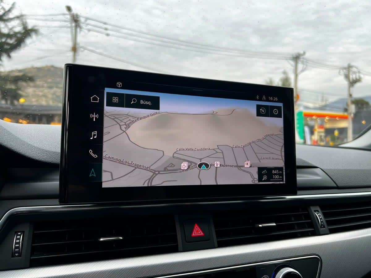 Audi A4 40 Tfsi 2.0t S Line año 2022