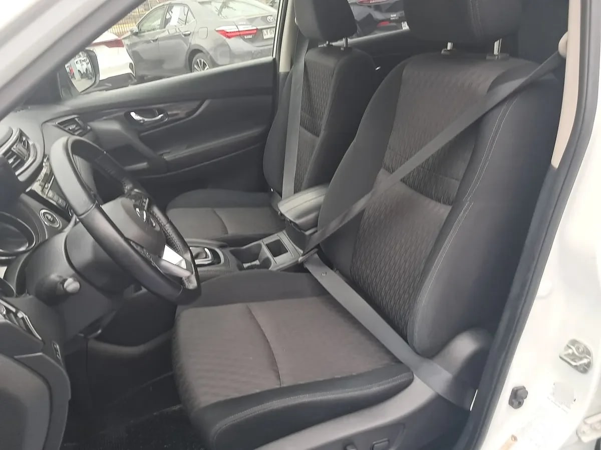 Nissan X-Trail 2.5 Advance Mc 4x2 Cvt At 5p año 2022