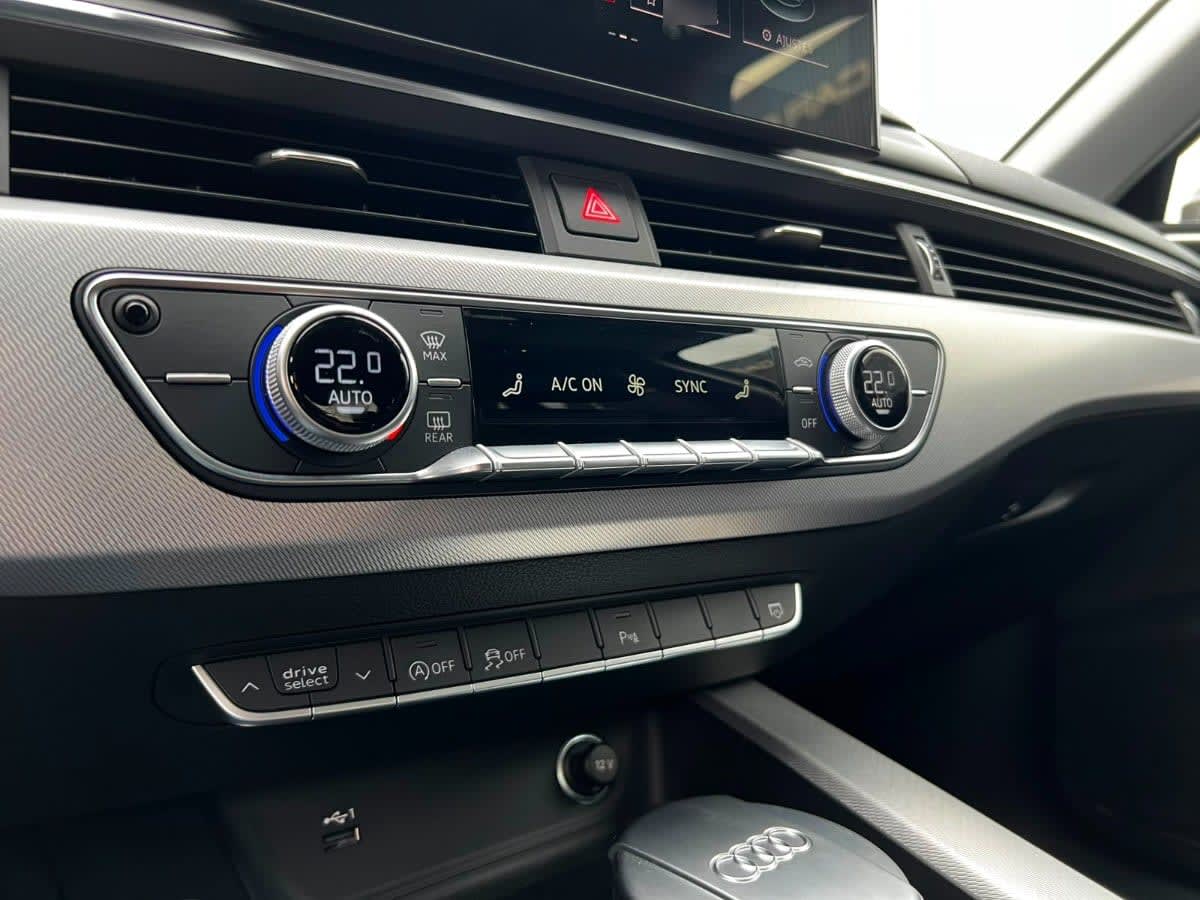 Audi A4 40 Tfsi 2.0t S Line año 2022