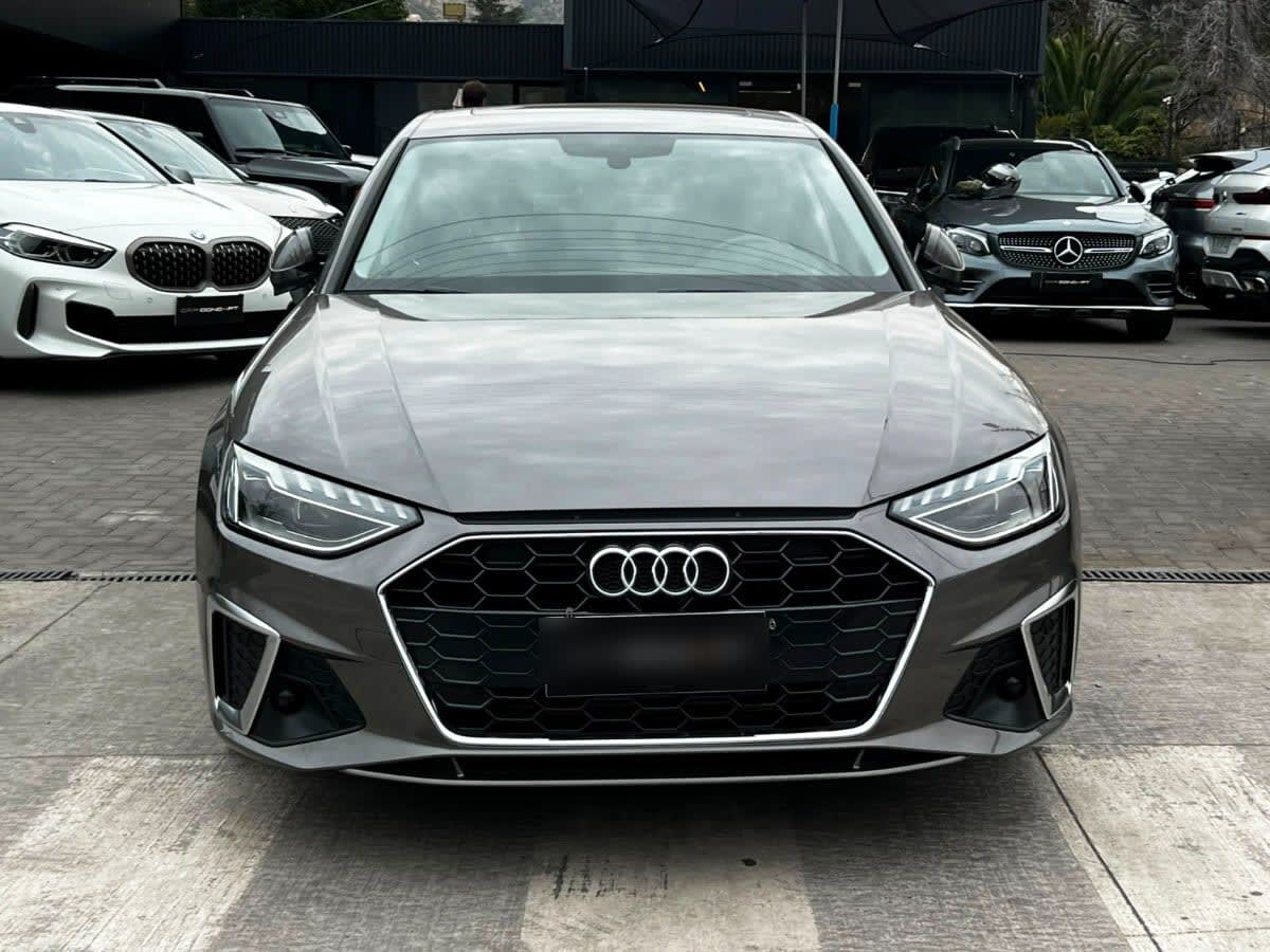 Audi A4 40 Tfsi 2.0t S Line año 2022