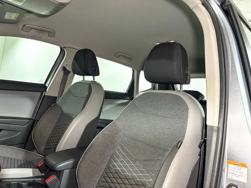 Volkswagen Taos 1.4 Tsi Comfortline At año 2022