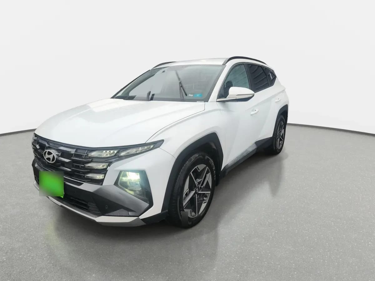 Hyundai Tucson 2.0 Nx4 Plus Fl Diesel 4wd At 5p año 2025