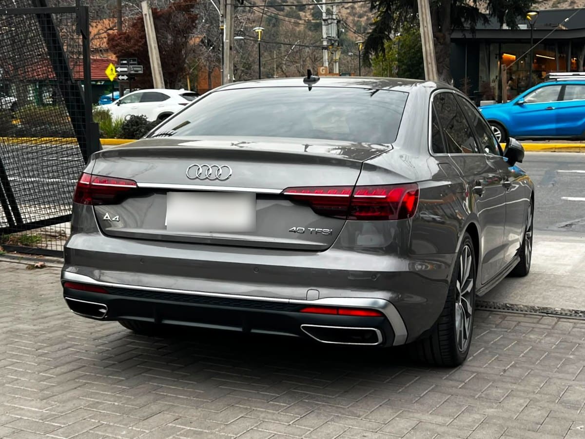 Audi A4 40 Tfsi 2.0t S Line año 2022