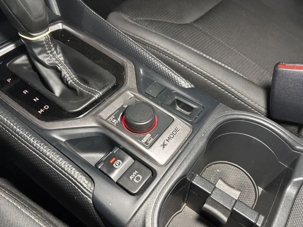 Subaru Forester 2.0i X Awd At 5p año 2025