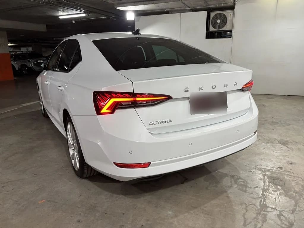 Skoda Octavia 1.4 Tsi At - Design año 2025