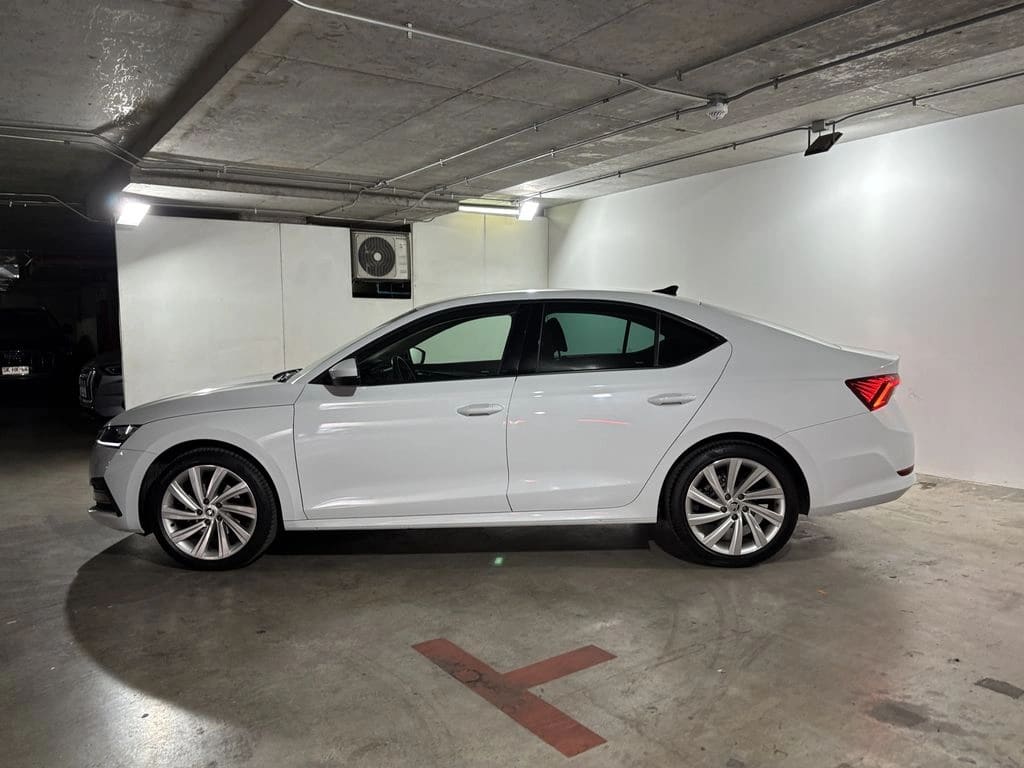 Skoda Octavia 1.4 Tsi At - Design año 2025