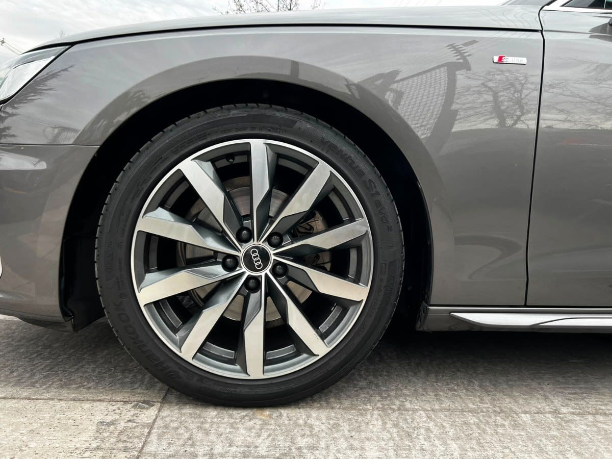 Audi A4 40 Tfsi 2.0t S Line año 2022