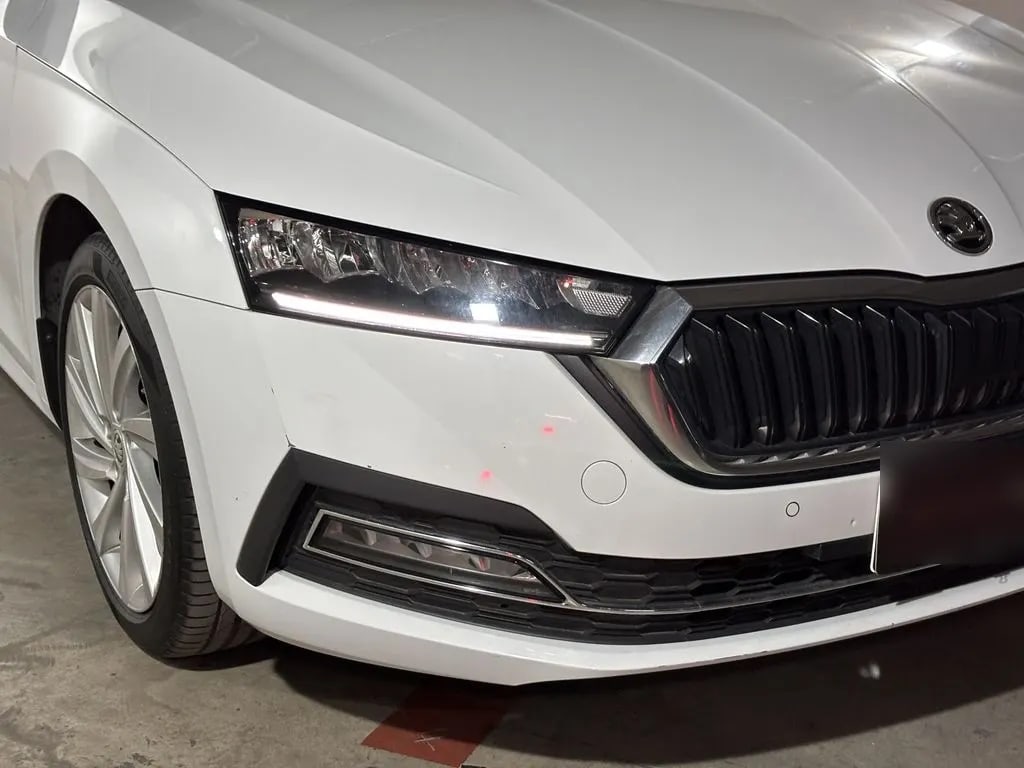 Skoda Octavia 1.4 Tsi At - Design año 2025