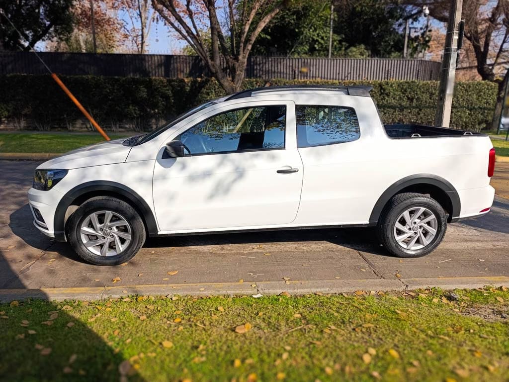Volkswagen Saveiro 1.6 año 2022