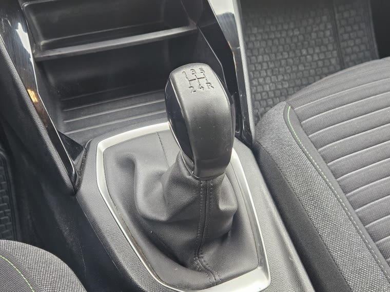 Peugeot 208 Active Puretech 100 Mt año 2025